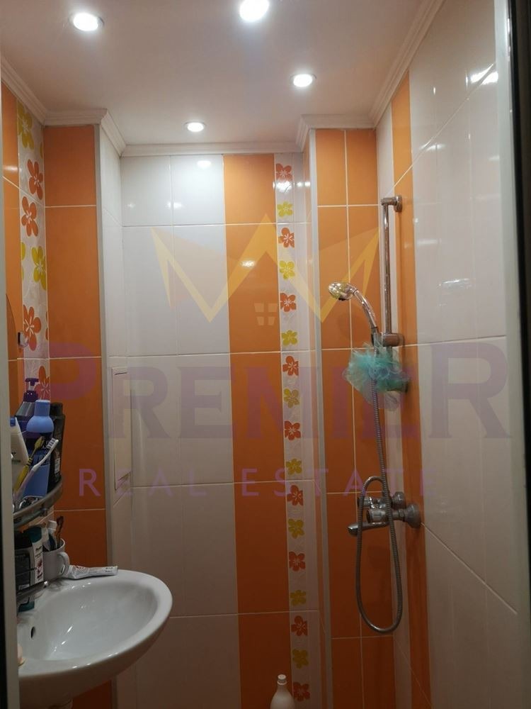 Продава  4-стаен град Варна , Погреби , 90 кв.м | 92018295 - изображение [7]