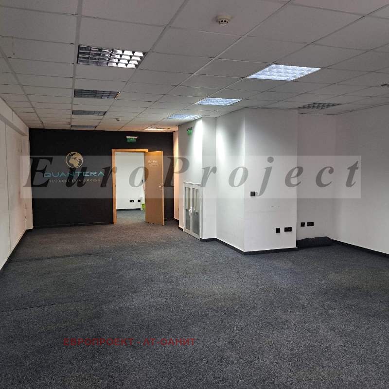In vendita  Ufficio Sofia , Mladost 3 , 321 mq | 43668896 - Immagine [5]