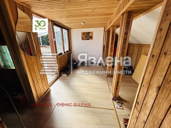 Продава КЪЩА, с. Осеново, област Варна, снимка 16 - Къщи - 47551800