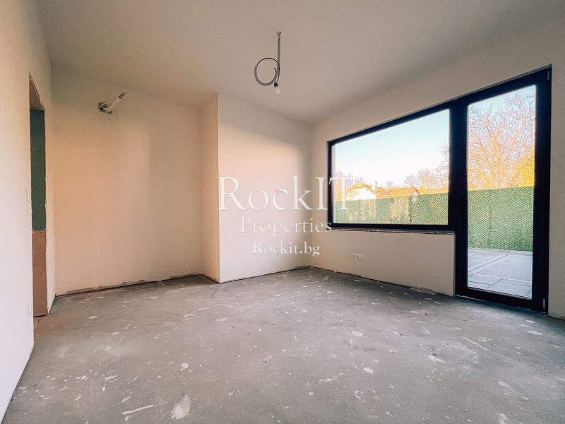 Продава КЪЩА, с. Дивотино, област Перник, снимка 10 - Къщи - 53034415