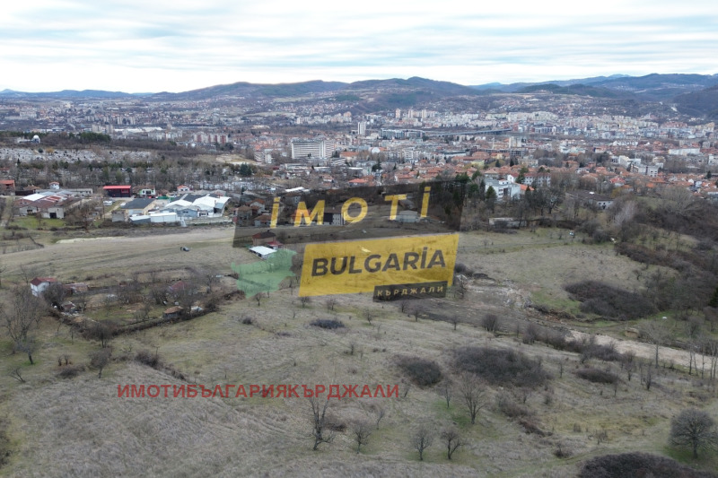 Na prodej  Spiknutí Kardžali , Bajkal , 1 m2 | 87047872