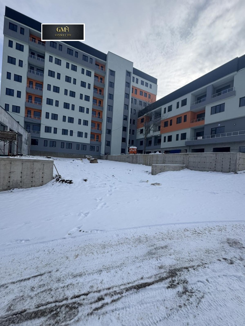 Продава 2-СТАЕН, гр. Плевен, Широк център