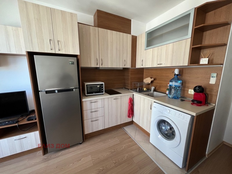 Продава  2-стаен, град Варна, Завод Дружба •  218 000 EUR • ID 85433220 — holmes.bg - [1] 