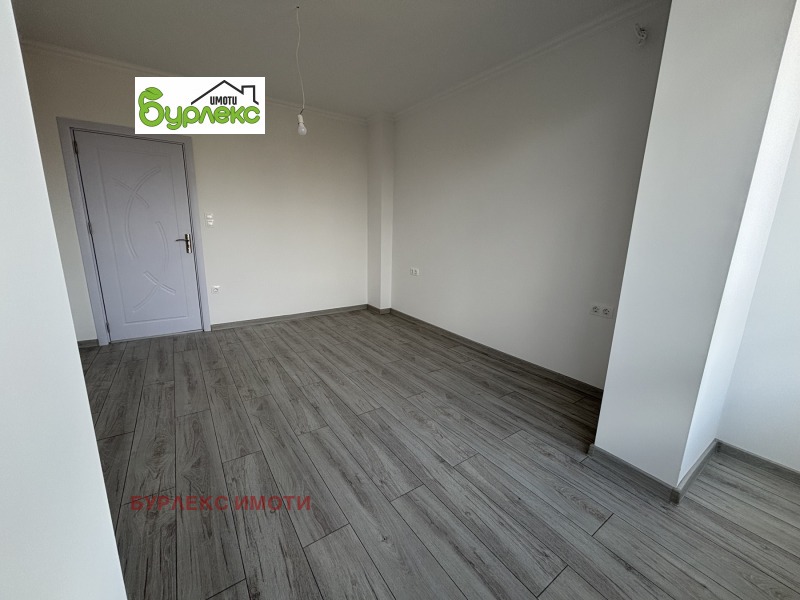 Na prodej  2 ložnice Varna , Čajka , 64 m2 | 77642064 - obraz [6]