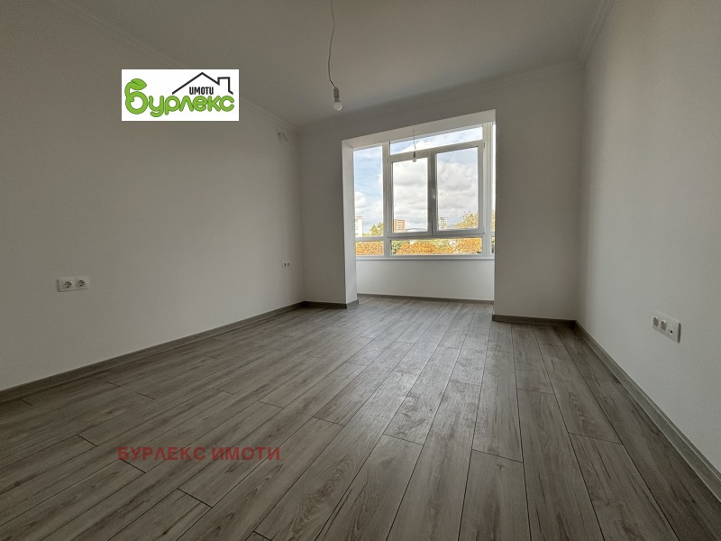 Na prodej  2 ložnice Varna , Čajka , 64 m2 | 77642064 - obraz [8]