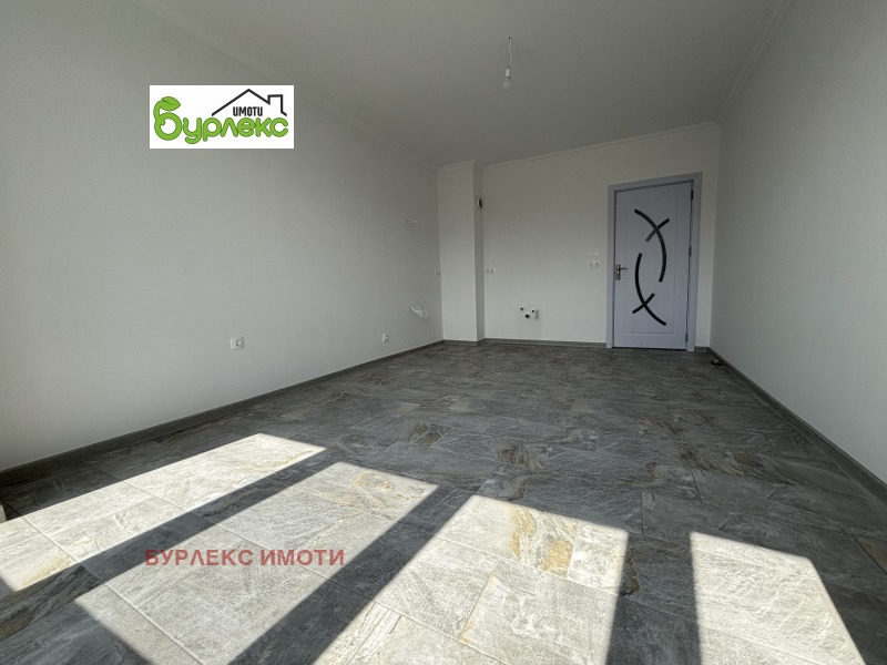 Na prodej  2 ložnice Varna , Čajka , 64 m2 | 77642064 - obraz [2]