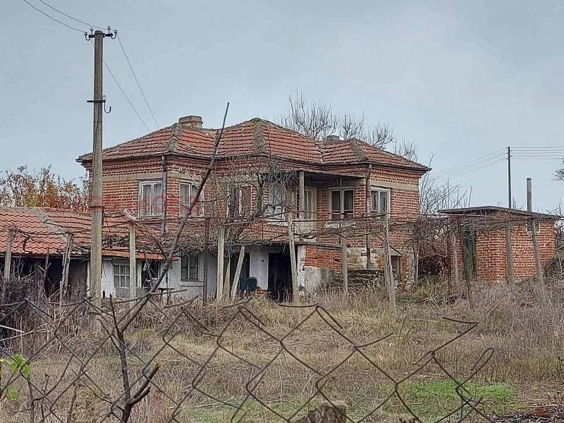 Продава КЪЩА, с. Маломир, област Ямбол