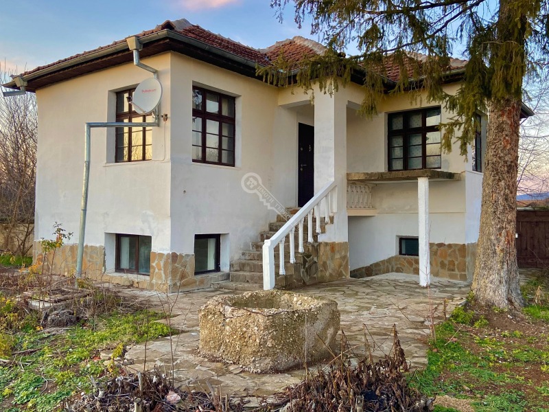 Продава  Къща област Велико Търново , с. Върбица , 124 кв.м | 51845320