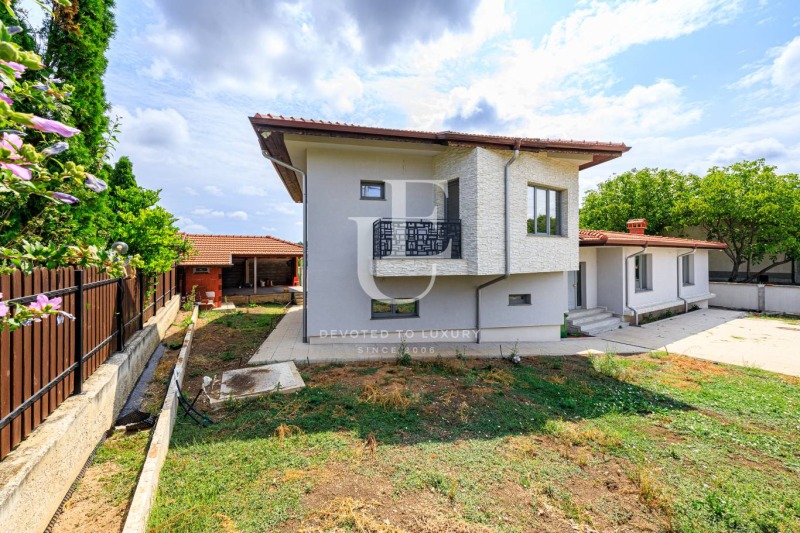Продава КЪЩА, област София, с. Гурмазово • 540000 € • 49319955 — Holmes.bg