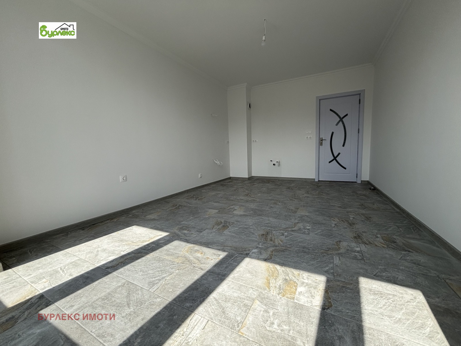 Продава 3-СТАЕН, гр. Варна, Чайка, снимка 2 - Апартаменти - 51678605