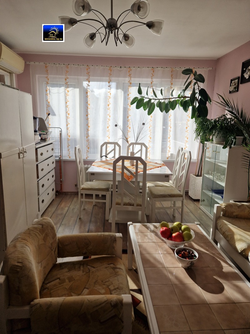 Продава КЪЩА в град Добрич, Център - 250 кв.м / 270 000 € » 528 074.10 лв., ВЕСЕЛИНА НД-06 ЕООД