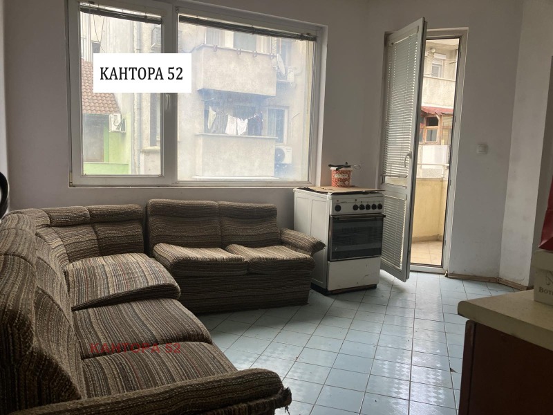 Продава 2-СТАЕН, гр. Варна, Зимно кино Тракия, снимка 2 - Aпартаменти - 47204727