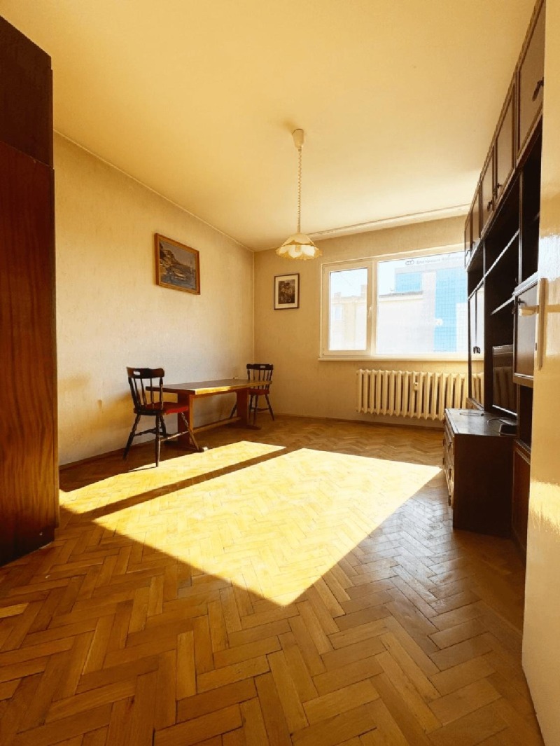 Продава  3-стаен, град София, Гео Милев •  275 000 EUR • ID 46830115 — holmes.bg - [1] 