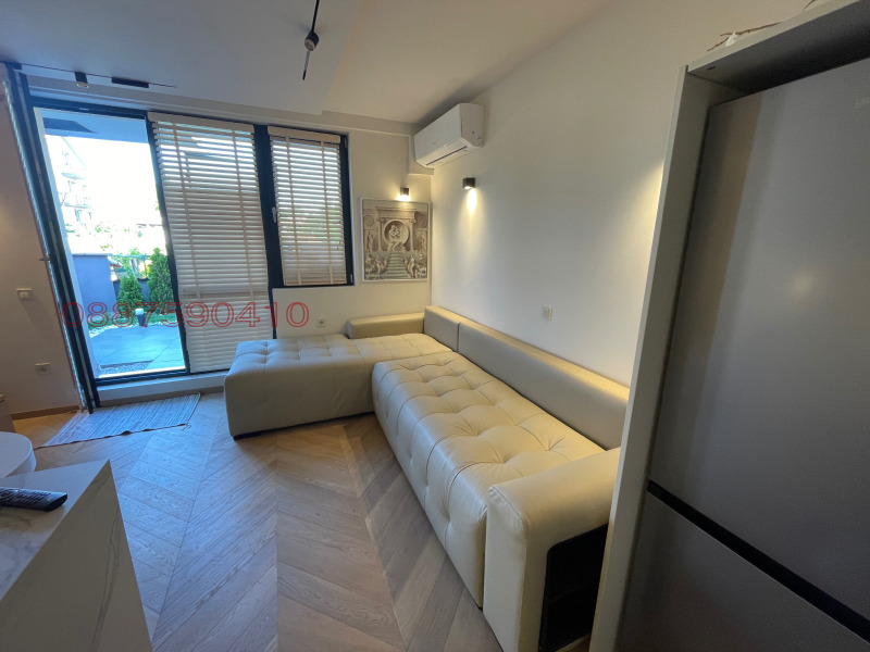 Продава 3-СТАЕН, гр. София, Младост 4