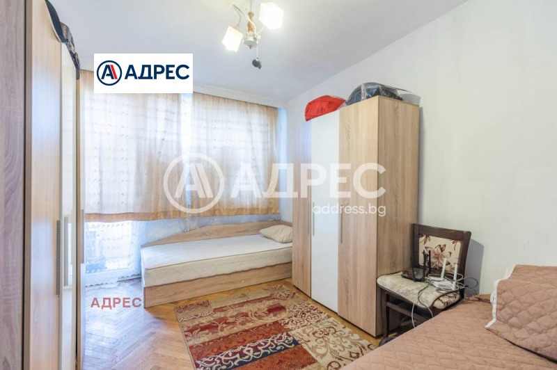 Продава МНОГОСТАЕН, гр. Варна, Център, снимка 3 - Aпартаменти - 47287526