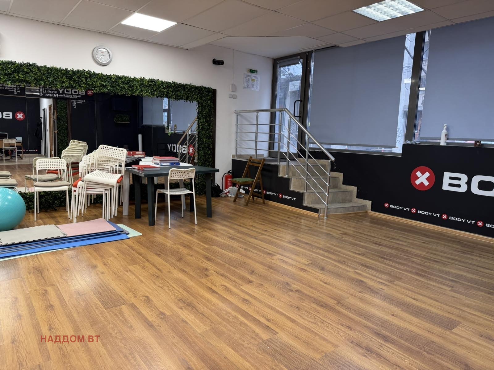 Продава МАГАЗИН, гр. Велико Търново, Център, снимка 2 - Магазини - 54321020