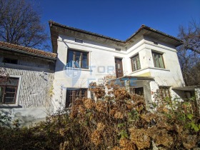 Продажба на имоти в с. Добромирка, област Габрово - изображение 16 