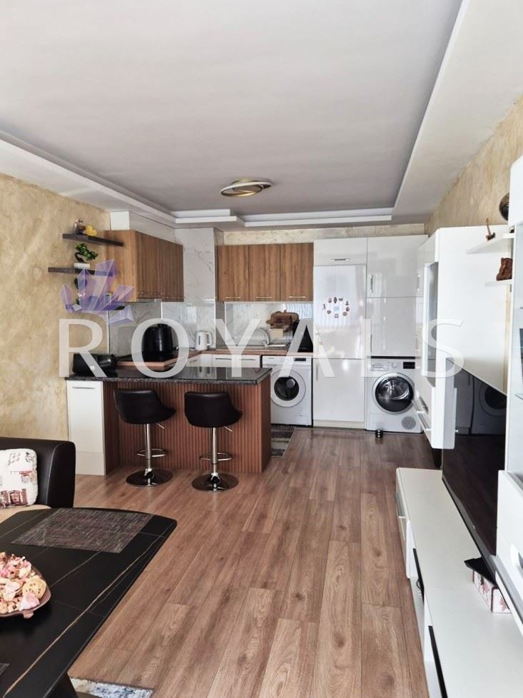 Продава 2-СТАЕН, гр. Варна, Лятно кино Тракия, снимка 2 - Апартаменти - 54686702