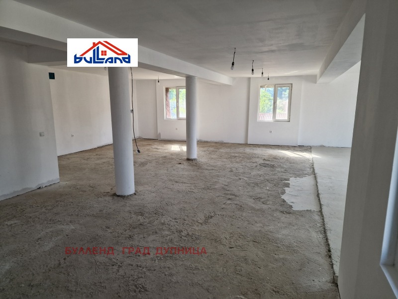 Till salu  Hus Golv region Kyustendil , Dupnica , 154 kvm | 27842276 - bild [6]