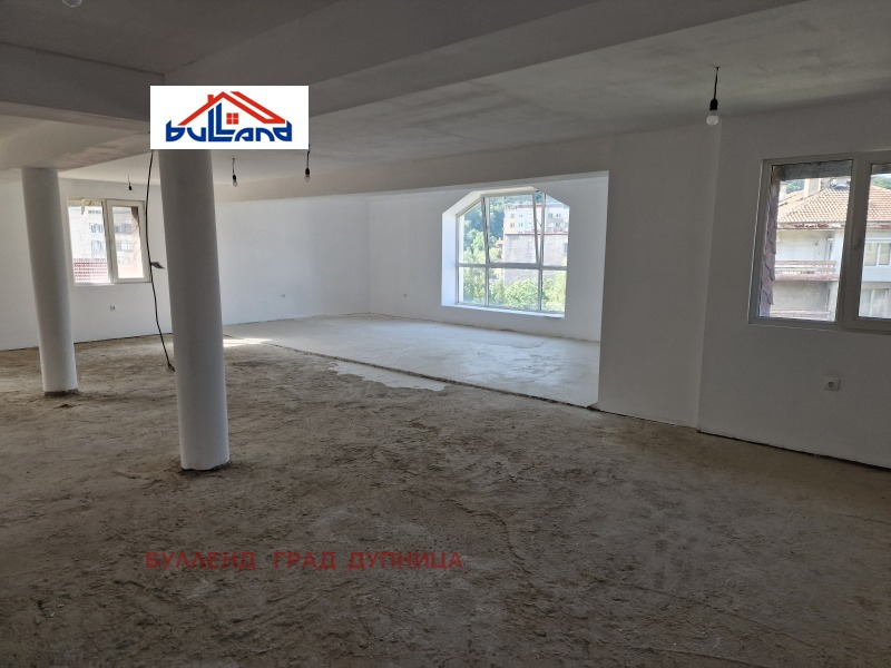 À venda  Andar da casa região Kyustendil , Dupnica , 154 m² | 27842276 - imagem [7]