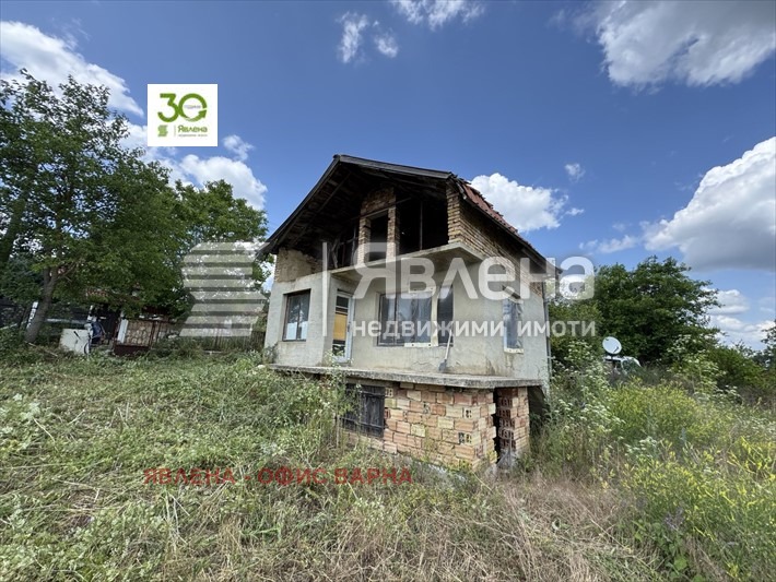 Продава КЪЩА, с. Климентово, област Варна, снимка 3 - Къщи - 54974831