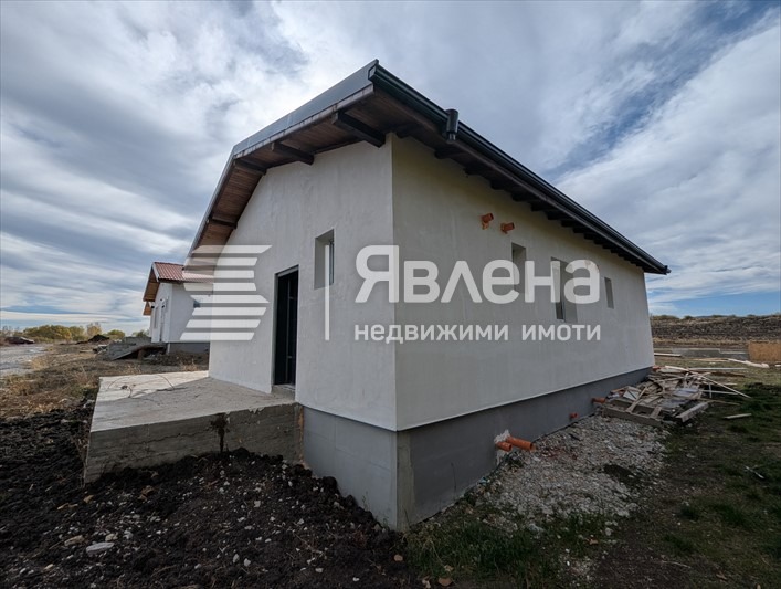 Продава КЪЩА, с. Хераково, област София област, снимка 6 - Къщи - 55214752
