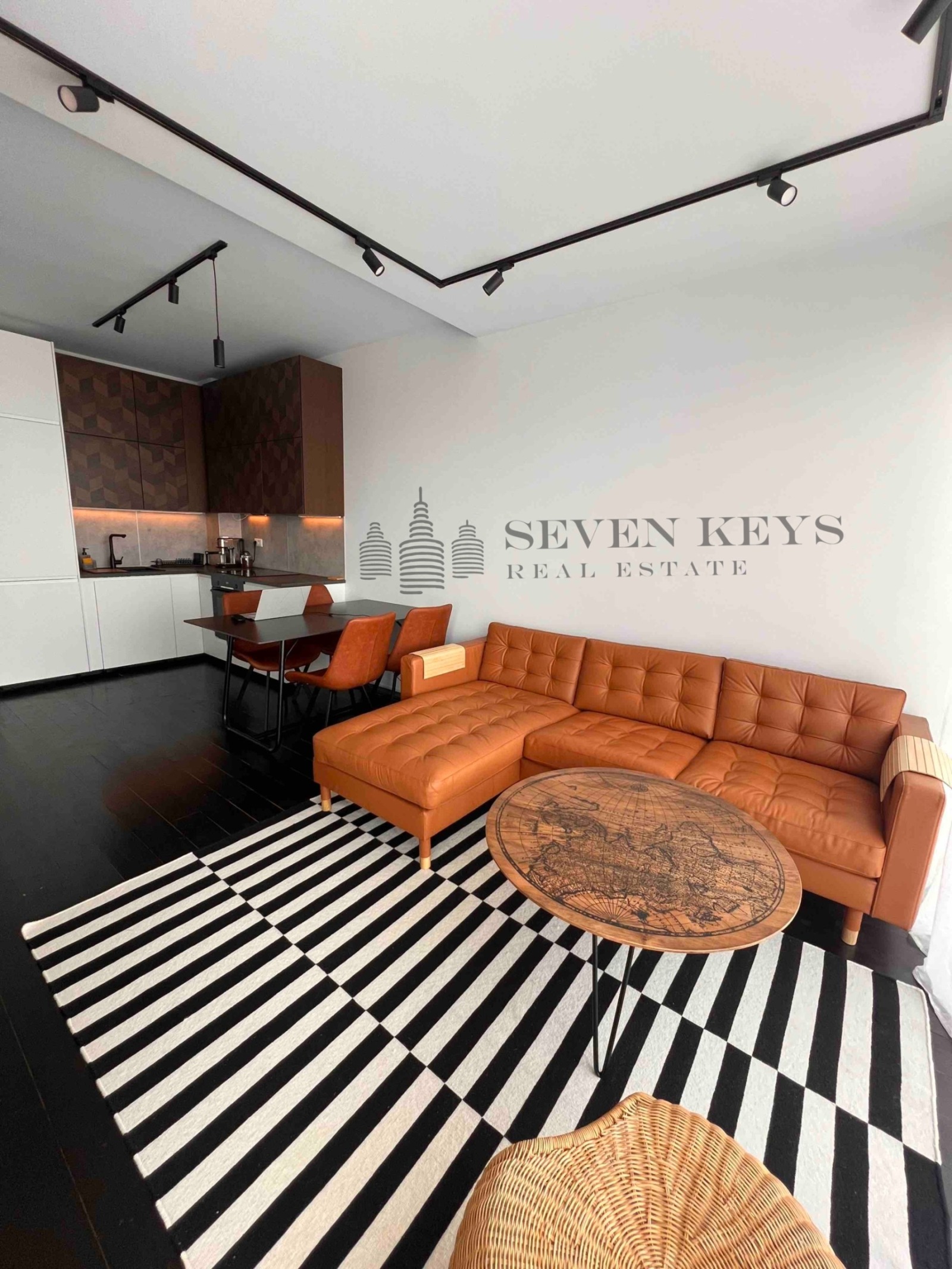 Продава 2-СТАЕН, гр. Варна, к.к. Св.Св. Константин и Елена