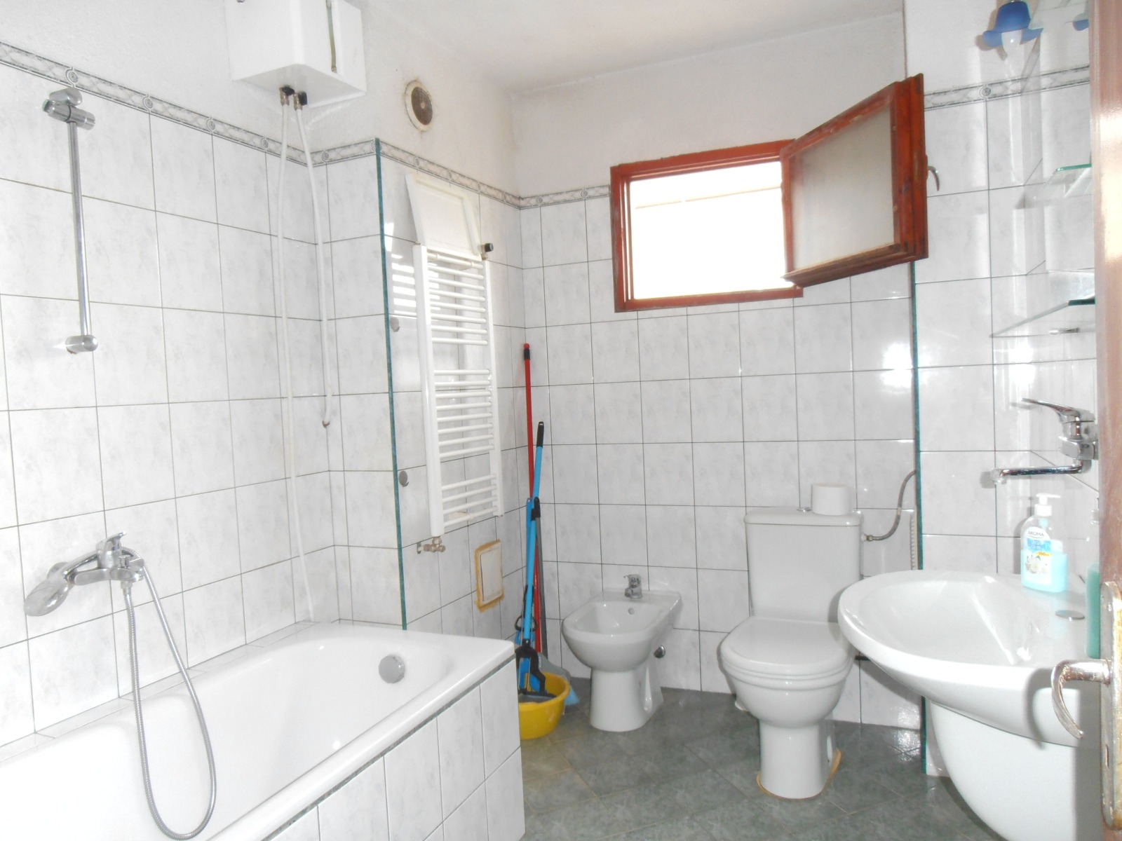 Продава МНОГОСТАЕН, гр. София, Дървеница, снимка 13 - Апартаменти - 53806441