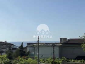 2 makuuhuonetta m-t Dolna Traka, Varna