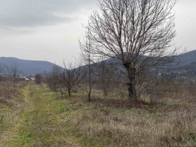 Οικόπεδο Βοτεβγραδ, περιοχή Σόφια 5