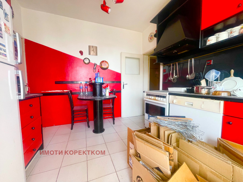 Na prodej  3+ ložnice Sofia , Iztok , 190 m2 | 18369105 - obraz [9]