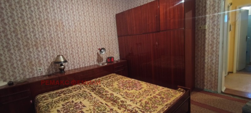 Продава КЪЩА, гр. Белослав, област Варна, снимка 9 - Къщи - 52512929