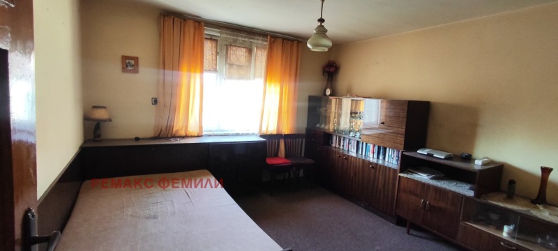 Продава КЪЩА, гр. Белослав, област Варна, снимка 12 - Къщи - 52512929