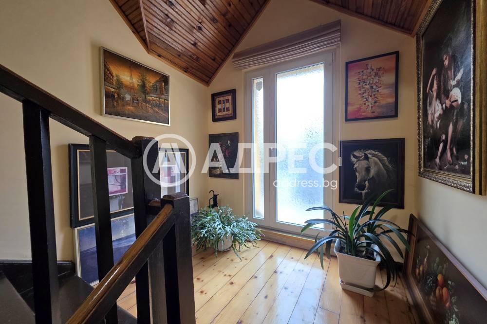 Продава КЪЩА, гр. София, Медицинска академия, снимка 10 - Къщи - 54941663