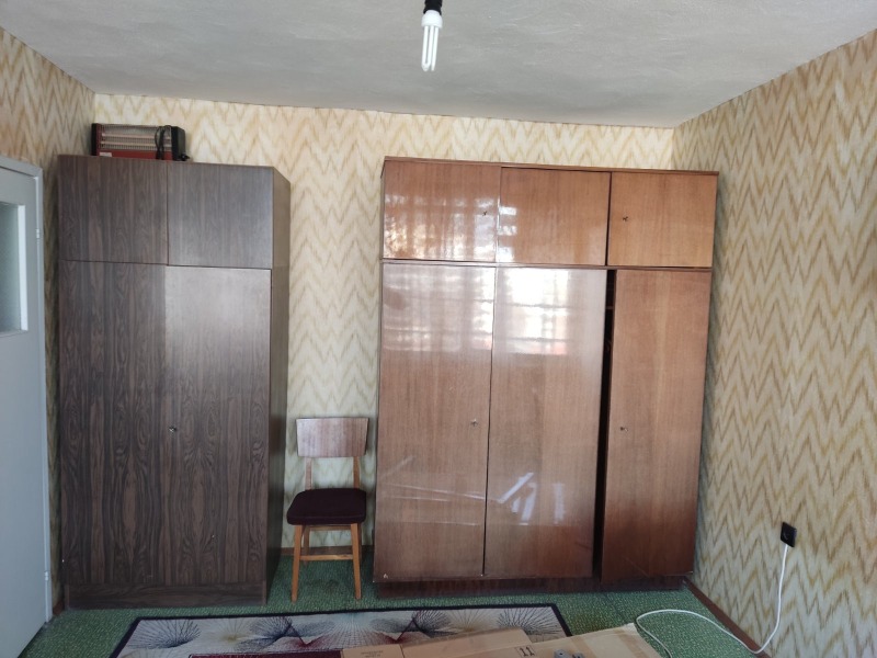 Продава 3-СТАЕН, гр. Казанлък, област Стара Загора, снимка 3 - Апартаменти - 53195209
