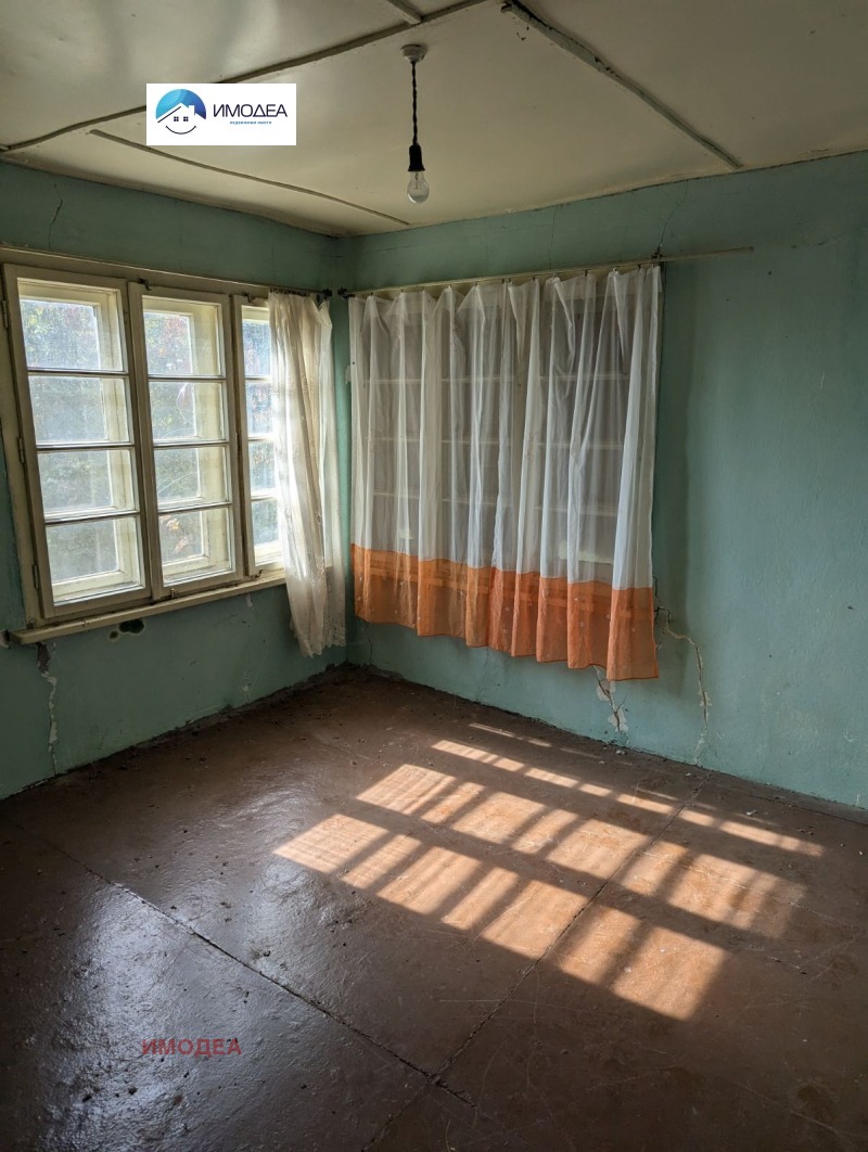 Продава КЪЩА, с. Вишовград, област Велико Търново, снимка 5 - Къщи - 52310700