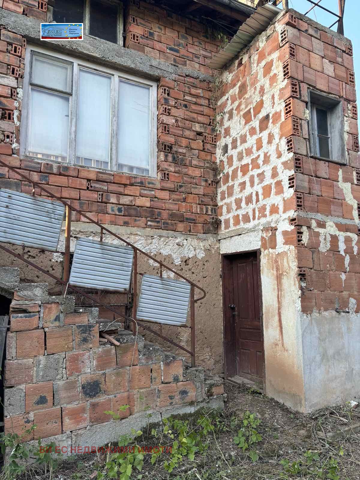 Продава КЪЩА, с. Зелениград, област Перник, снимка 3 - Къщи - 54137143