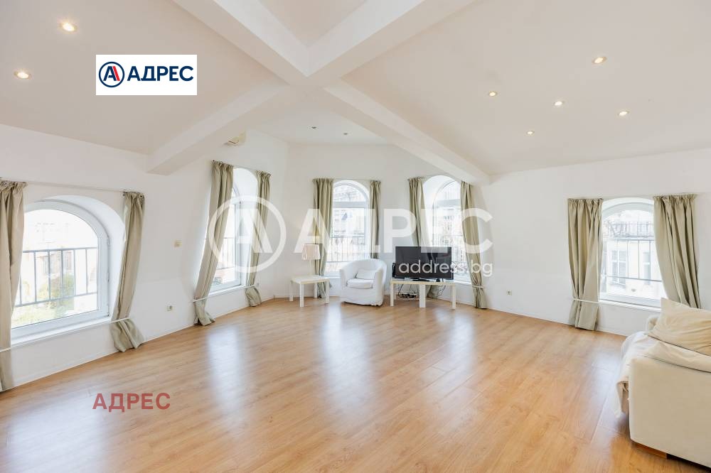 Продава КЪЩА, гр. Варна, ЖП Гара, снимка 4 - Къщи - 55935402