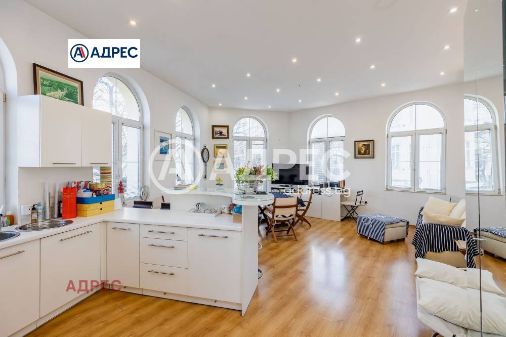 Продава КЪЩА, гр. Варна, ЖП Гара, снимка 5 - Къщи - 55935402