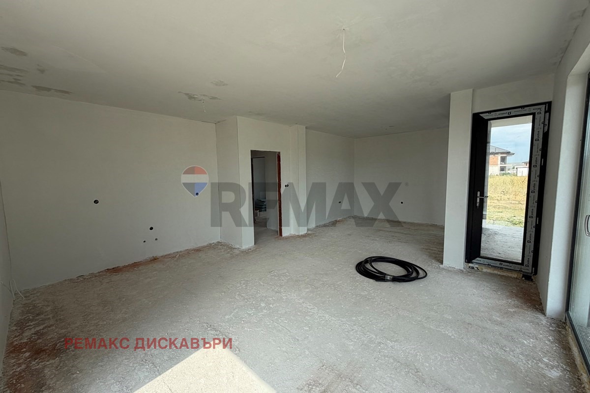 Продава КЪЩА, с. Войводиново, област Пловдив, снимка 6 - Къщи - 56255764