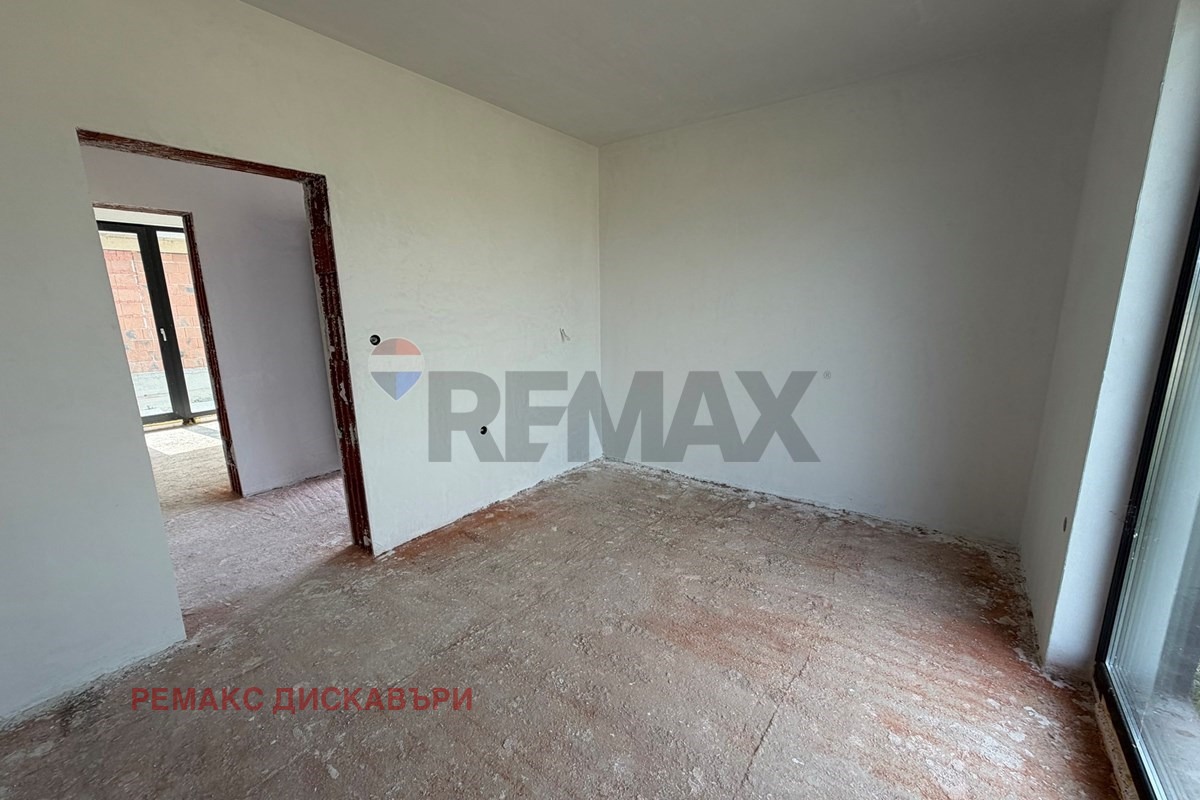 Продава КЪЩА, с. Войводиново, област Пловдив, снимка 12 - Къщи - 56255764