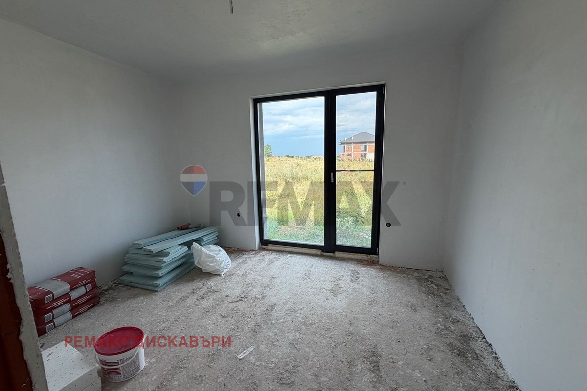 Продава КЪЩА, с. Войводиново, област Пловдив, снимка 8 - Къщи - 56255764