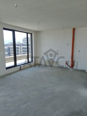 Продава 2-стаен град Пловдив Тракия - [1] 