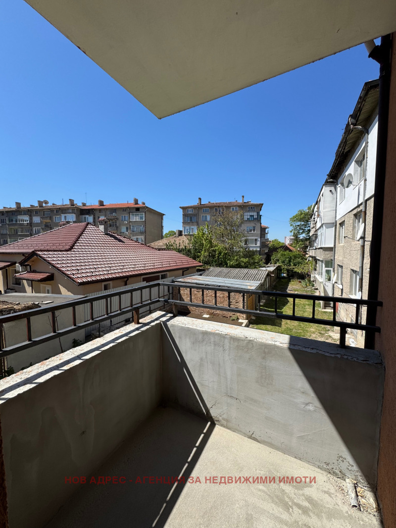 Продава  2-стаен град Търговище , Център , 66 кв.м | 45965776 - изображение [8]