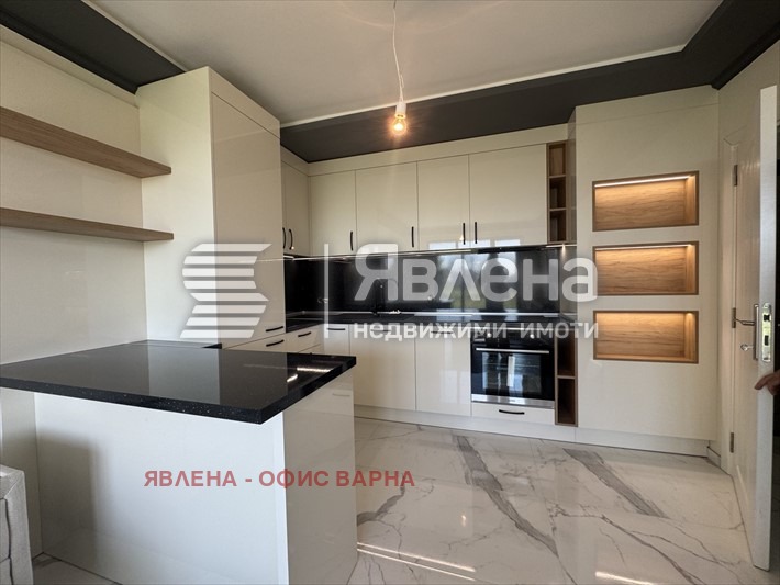 Продава 3-СТАЕН, гр. Варна, Изгрев, снимка 3 - Апартаменти - 54459468