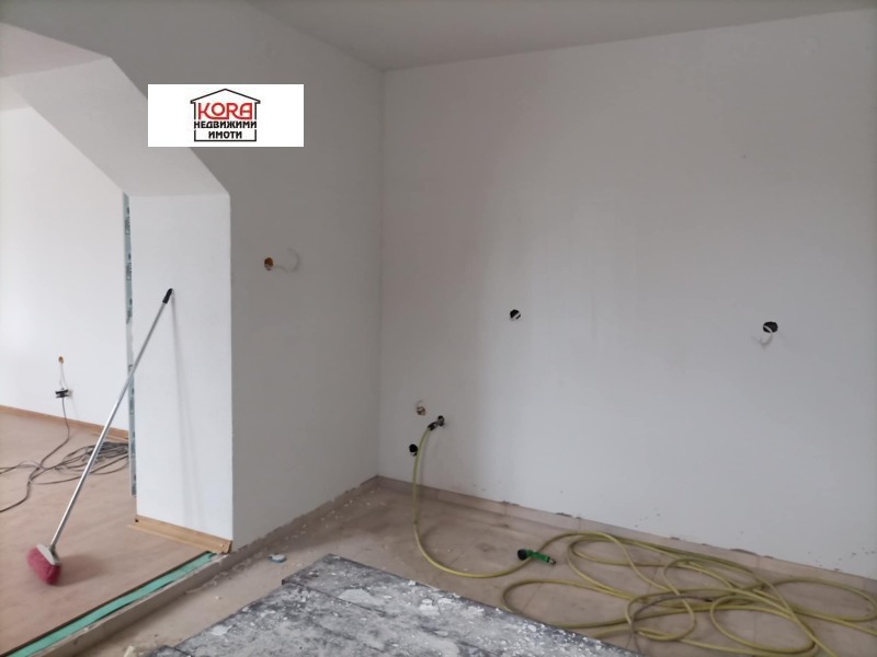 Продава КЪЩА, с. Пелишат, област Плевен, снимка 2 - Къщи - 52455725