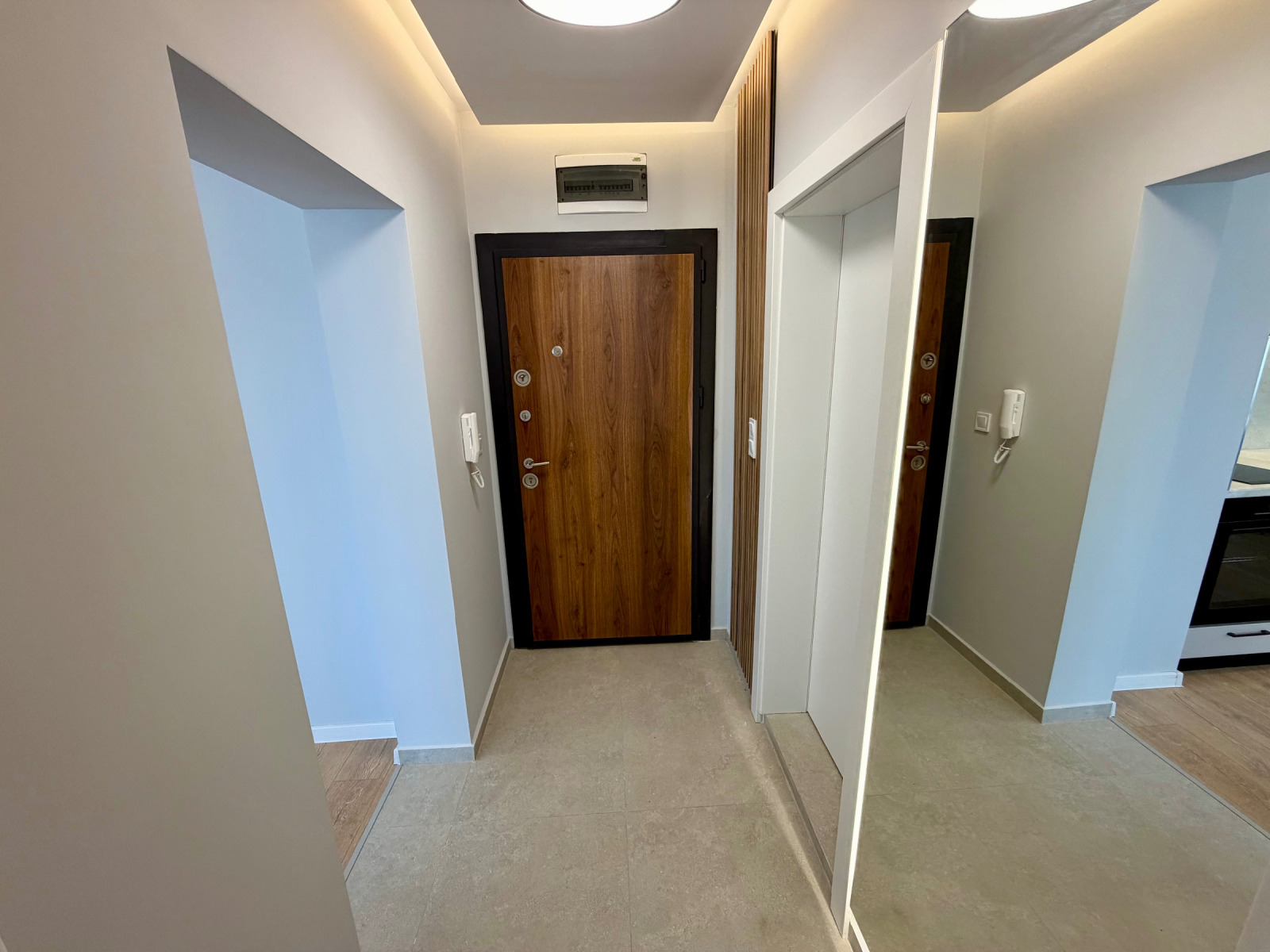 Продава 2-СТАЕН, гр. Пловдив, Остромила, снимка 14 - Апартаменти - 55691596