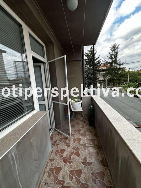 Продава ЕТАЖ ОТ КЪЩА, гр. Пловдив, Христо Смирненски, снимка 15 - Етаж от къща - 52721161