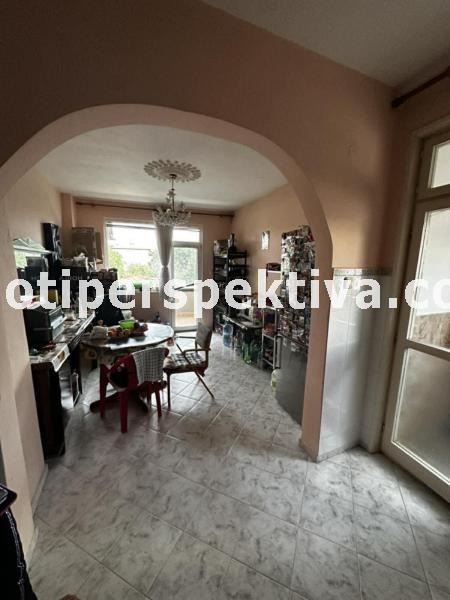 Продава ЕТАЖ ОТ КЪЩА, гр. Пловдив, Христо Смирненски