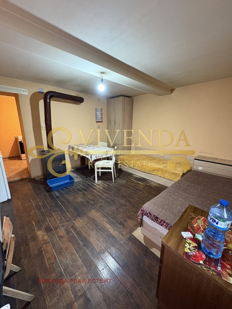 Продава КЪЩА, с. Гривица, област Плевен, снимка 5 - Къщи - 53322764